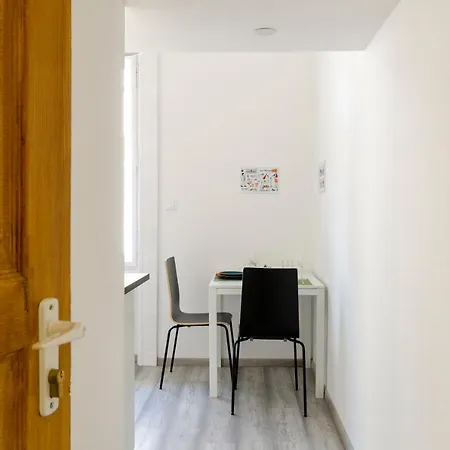 Bartok Aparthotel