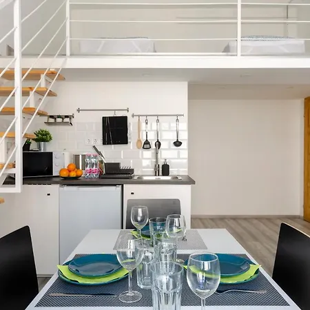 Bartok Apartmanhotel *