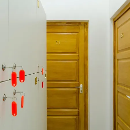 Bartok Apartmanhotel *